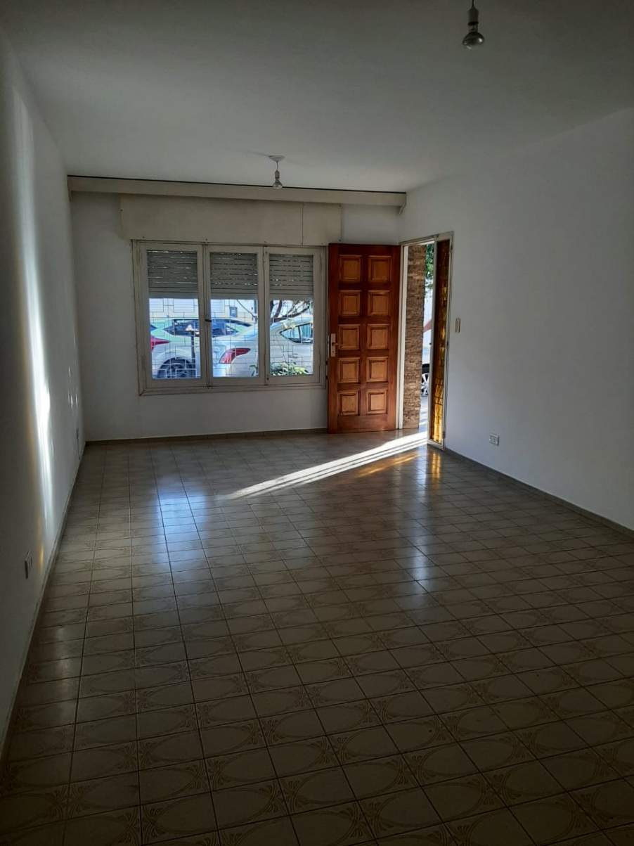 APPTO BANCOR CON CERTIFICADO LISTO - CASA BARRIO ALTO GENERAL PAZ-3 DORM-COCHERAX2-PATIO