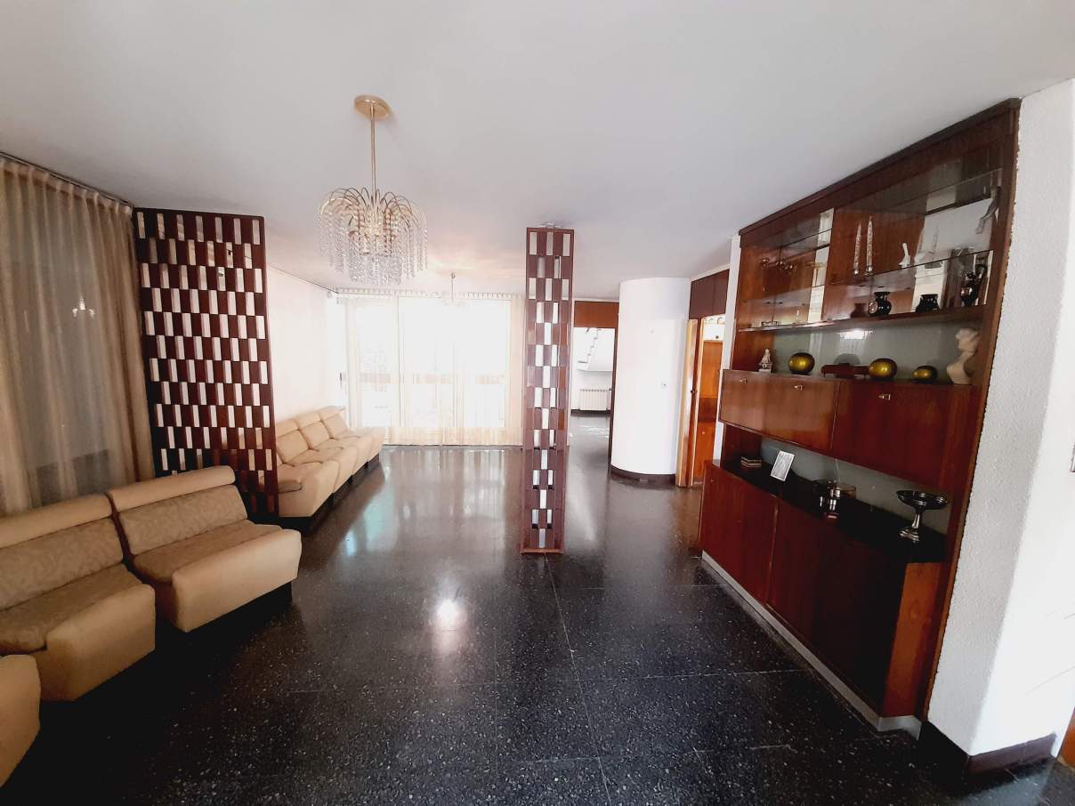 JUNIORS-CASA 4DORM-425M2TERR-400M2CUB-ESPECTACULAR