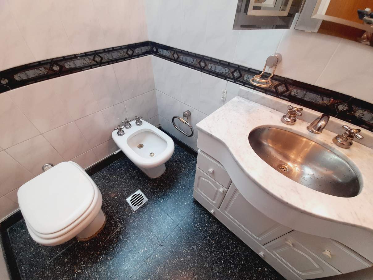 JUNIORS-CASA 4DORM-425M2TERR-400M2CUB-ESPECTACULAR