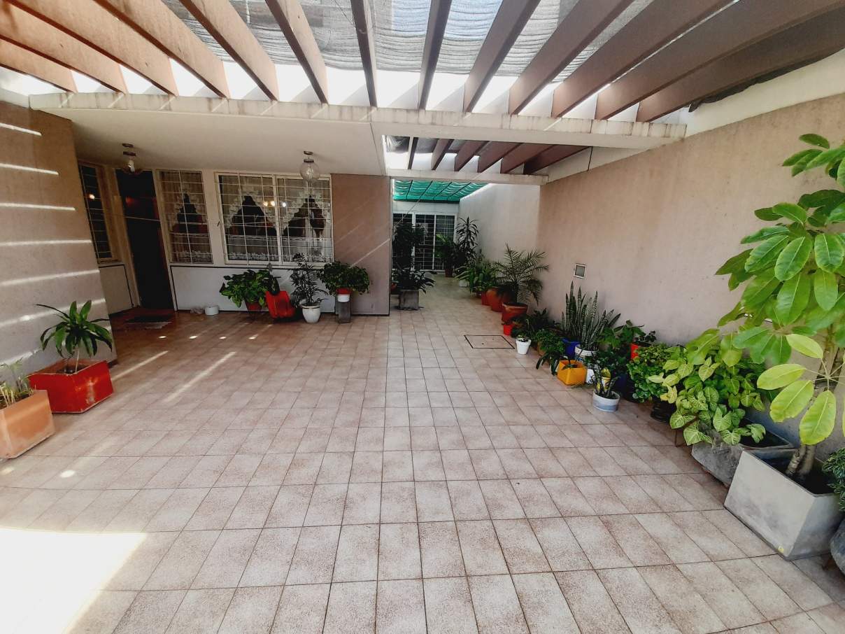 JUNIORS-CASA 4DORM-425M2TERR-400M2CUB-ESPECTACULAR