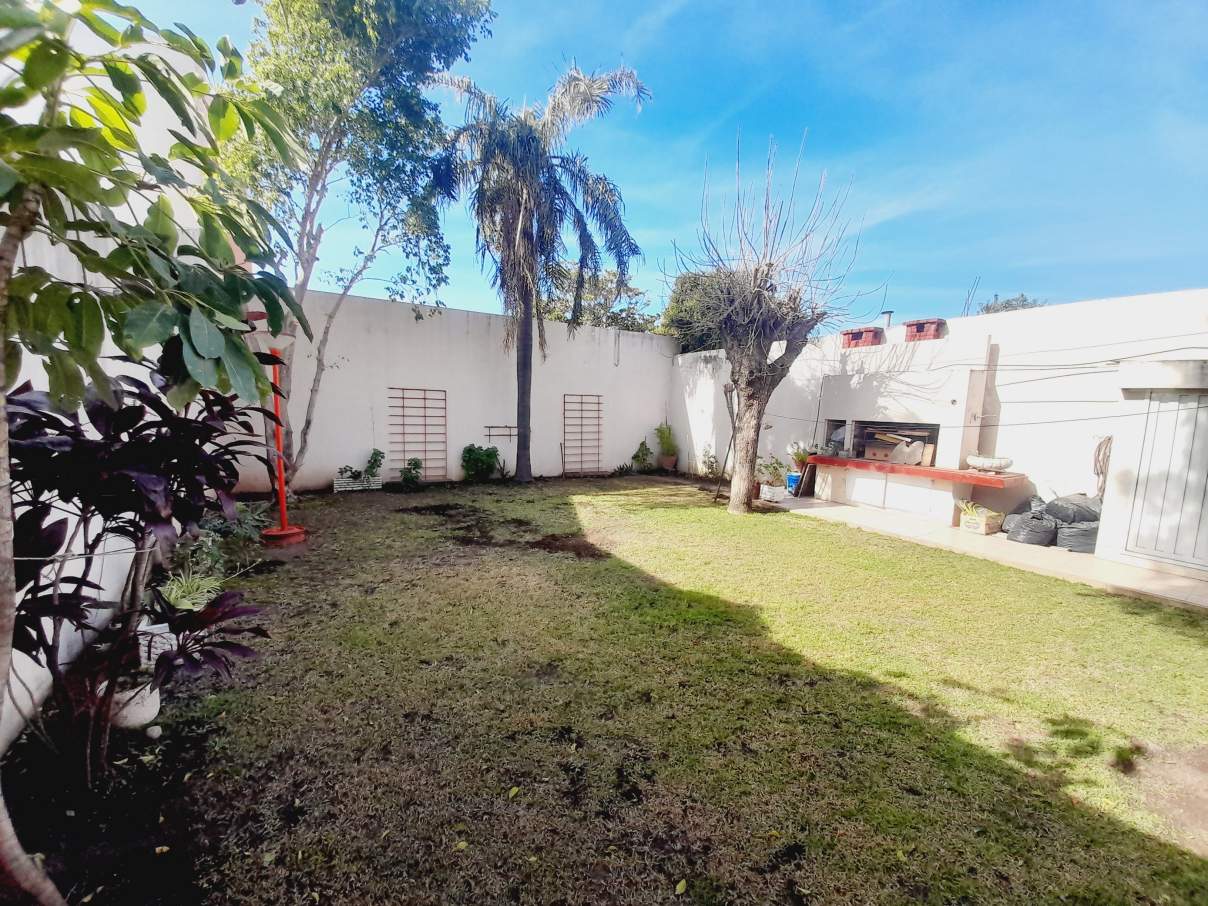 JUNIORS-CASA 4DORM-425M2TERR-400M2CUB-ESPECTACULAR