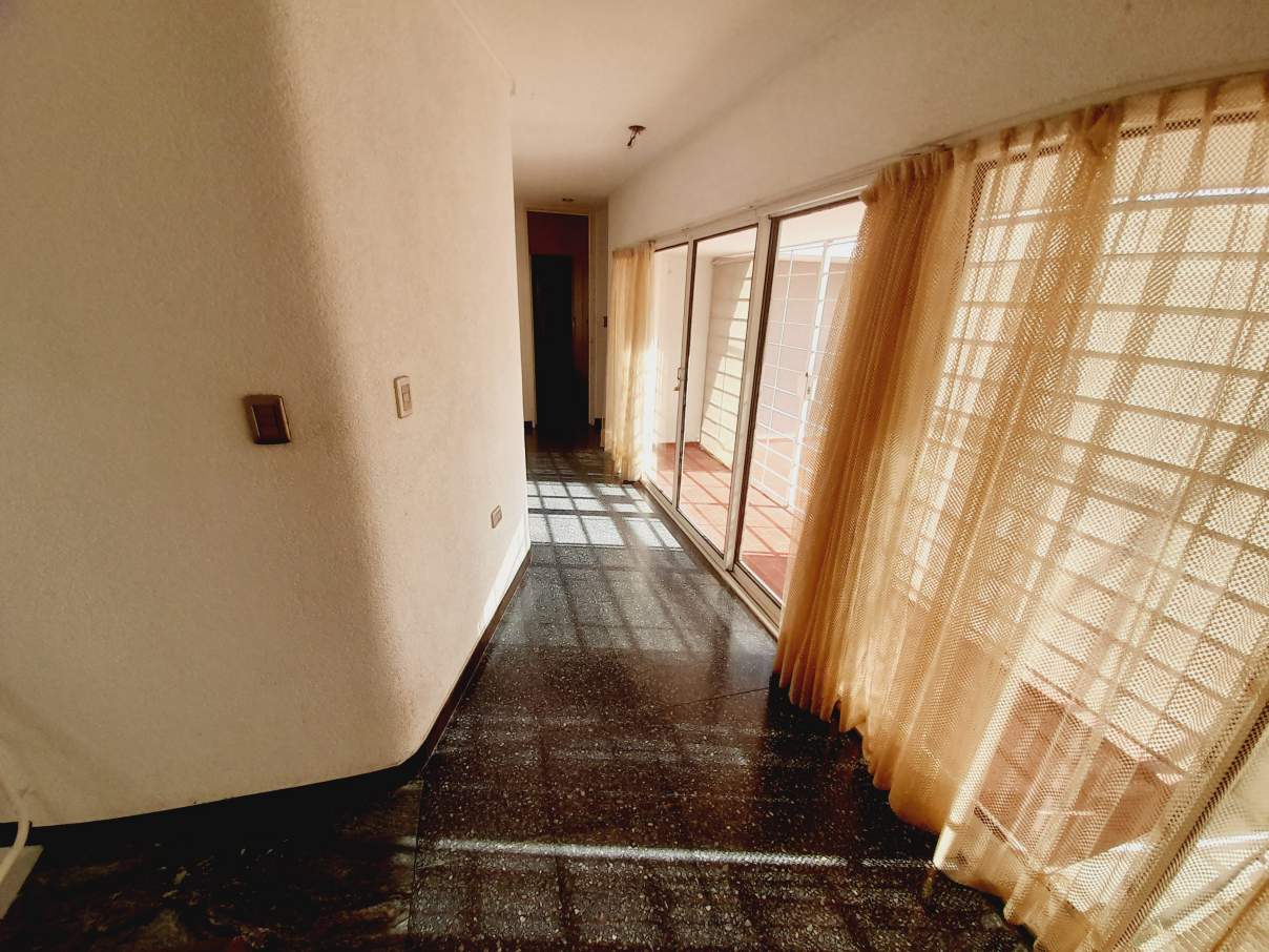 JUNIORS-CASA 4DORM-425M2TERR-400M2CUB-ESPECTACULAR