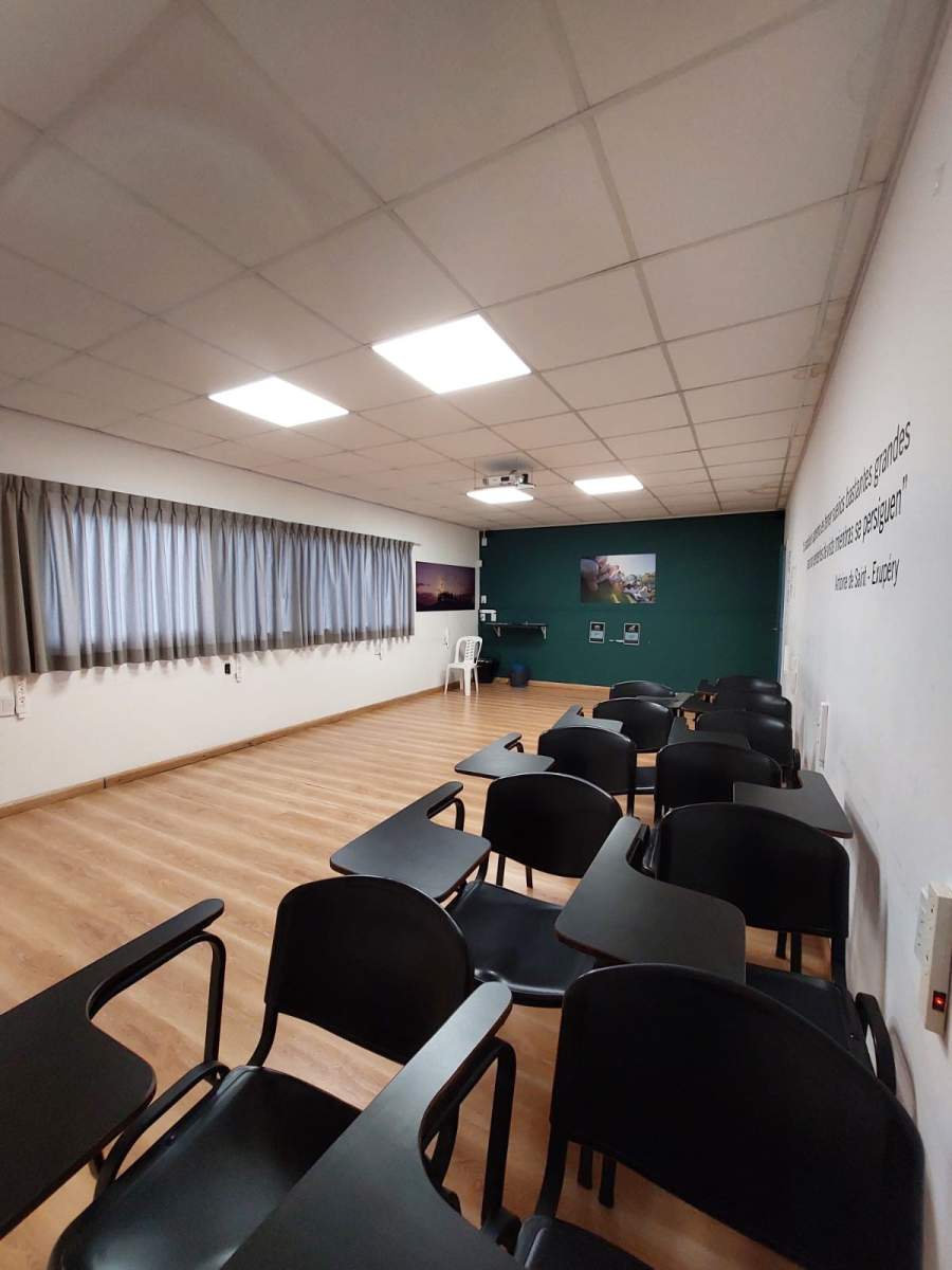 CASA - COMERCIO - LOS MANANTIALES