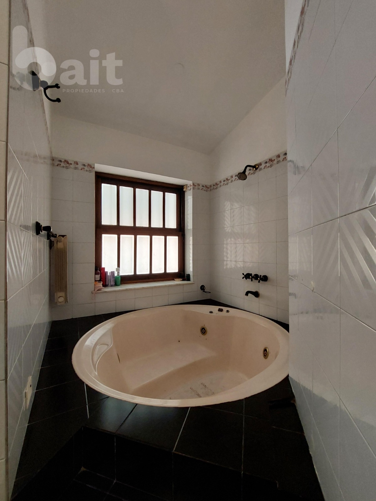 Venta casa Villa Belgrano 5 dormitorios, impecable!!