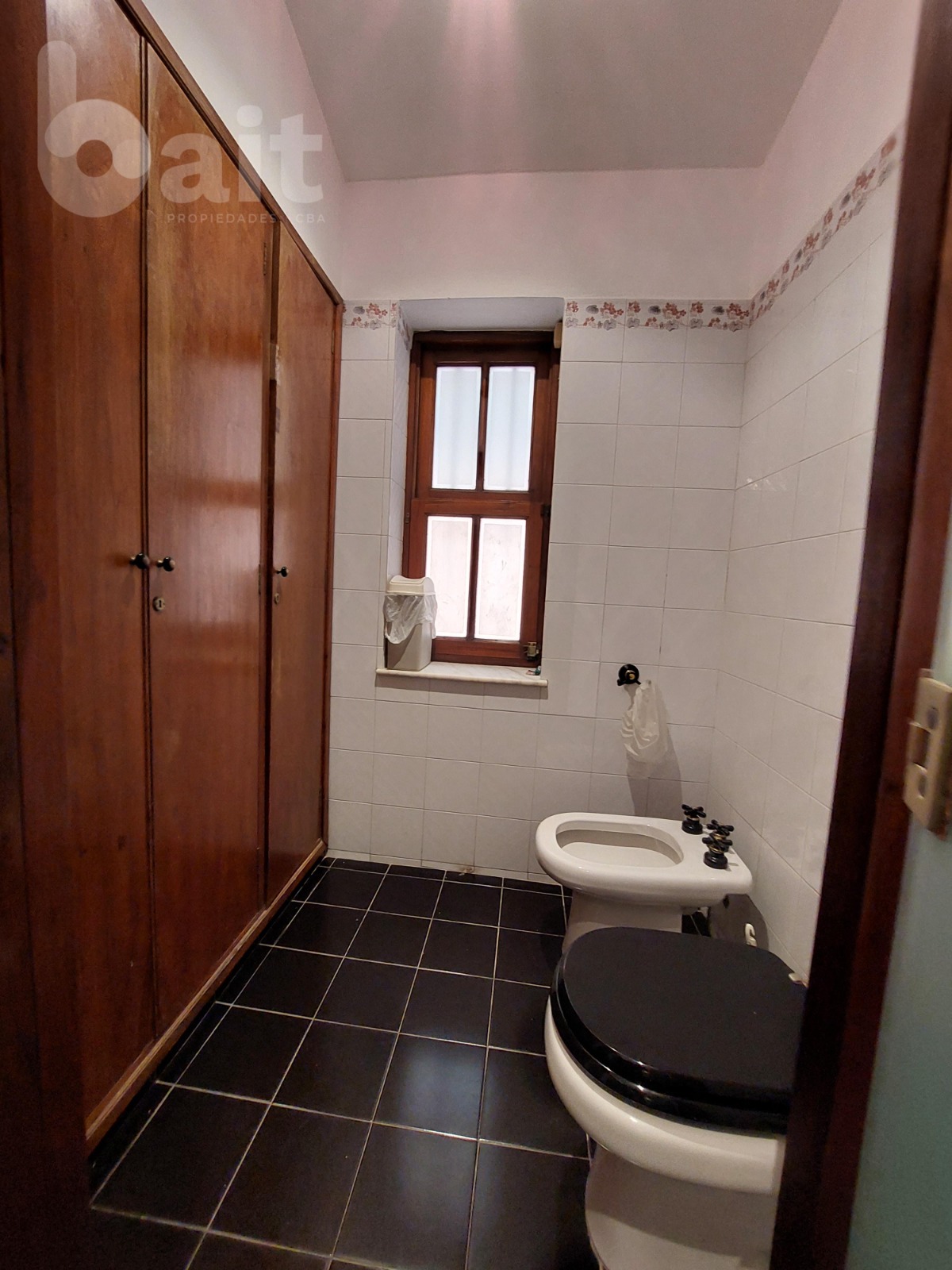 Venta casa Villa Belgrano 5 dormitorios, impecable!!