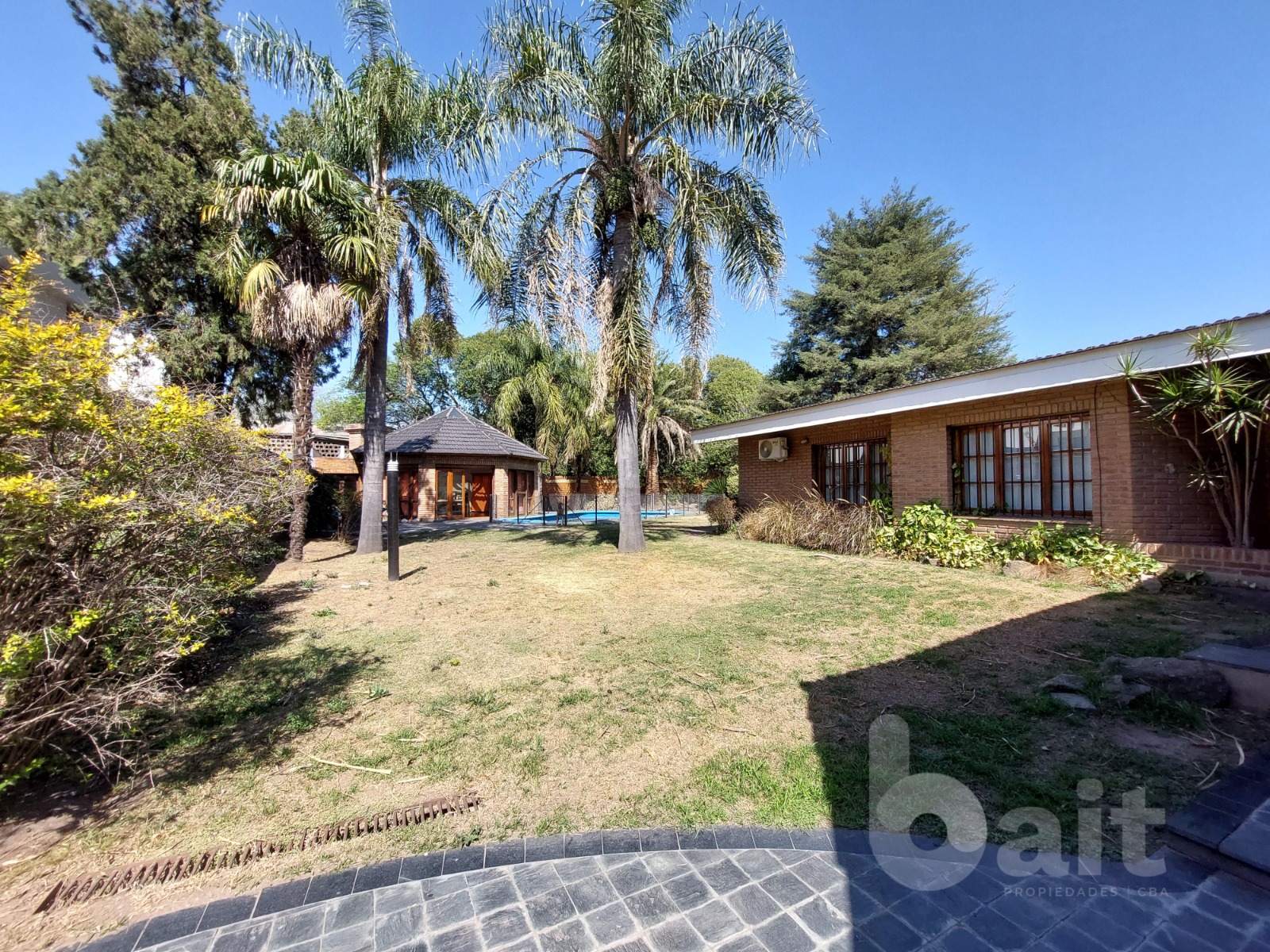 Venta casa Villa Belgrano 5 dormitorios, impecable!!