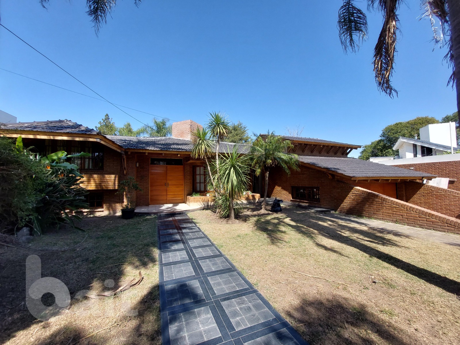 Venta casa Villa Belgrano 5 dormitorios, impecable!!