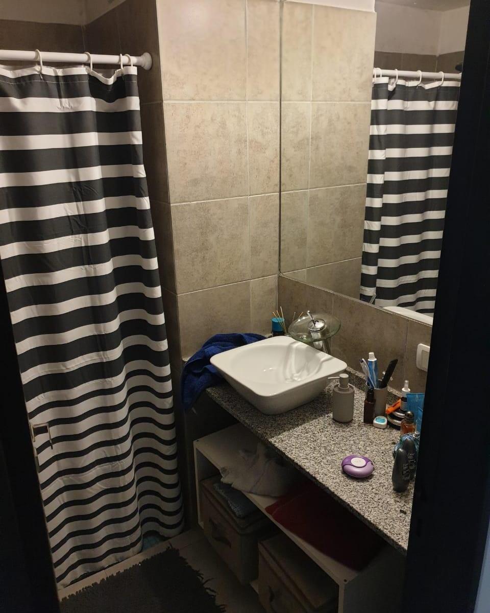 VENDO 2 DORMITORIOS TRIPLEX CON TERRAZA APTO BANCOR