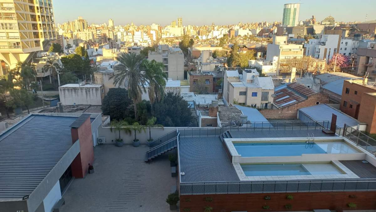 VENTA DEPARTAMENTO 2 DORMITORIOS CON COCHERA BARRIO ALBERDI COMPLEJO EL ALGARROBO