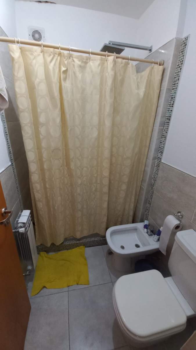 VENTA DEPARTAMENTO 2 DORMITORIOS CON COCHERA BARRIO ALBERDI COMPLEJO EL ALGARROBO