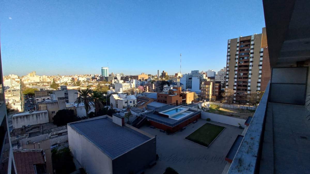 VENTA DEPARTAMENTO 2 DORMITORIOS CON COCHERA BARRIO ALBERDI COMPLEJO EL ALGARROBO