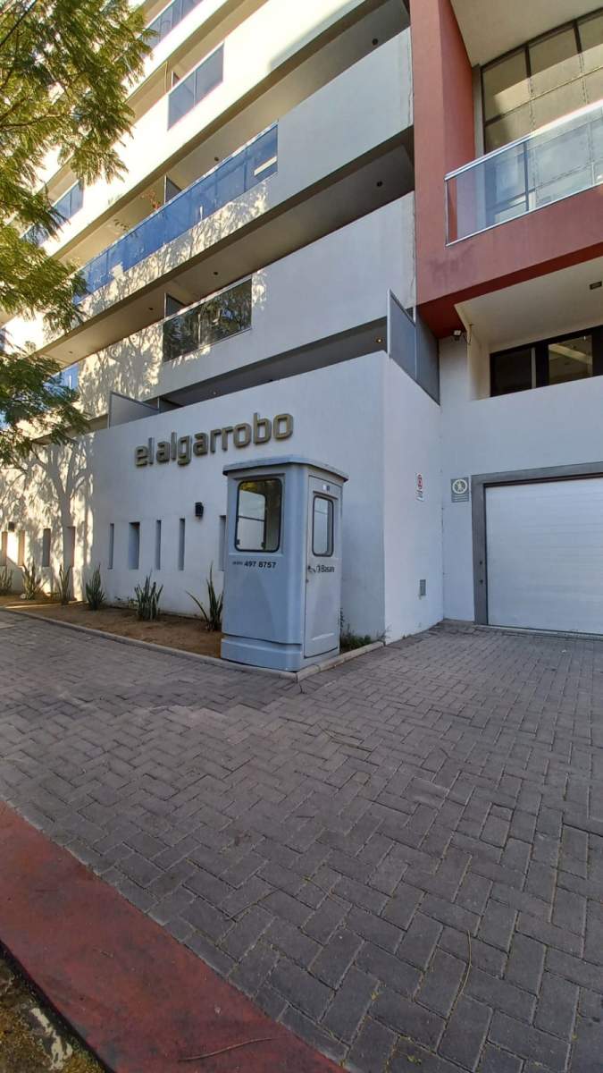 VENTA DEPARTAMENTO 2 DORMITORIOS CON COCHERA BARRIO ALBERDI COMPLEJO EL ALGARROBO