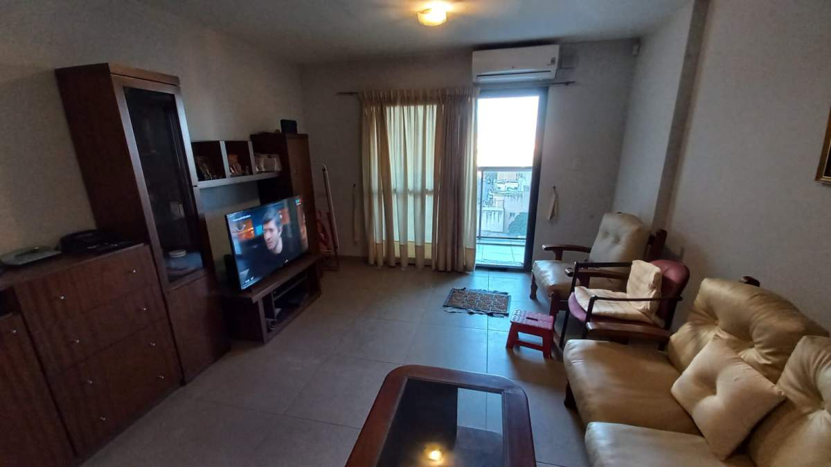 VENTA DEPARTAMENTO 2 DORMITORIOS CON COCHERA BARRIO ALBERDI COMPLEJO EL ALGARROBO