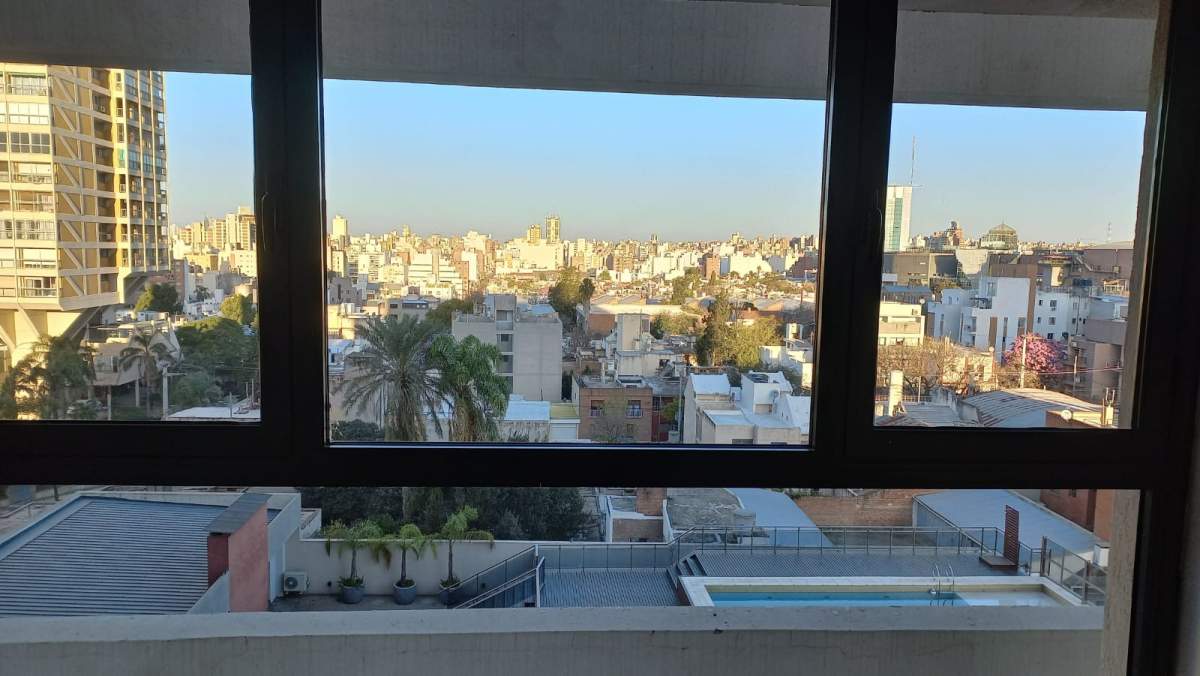 VENTA DEPARTAMENTO 2 DORMITORIOS CON COCHERA BARRIO ALBERDI COMPLEJO EL ALGARROBO