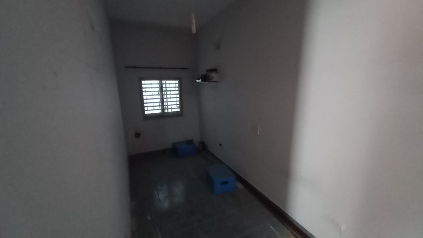 VENDO CASA EN RESIDENCIAL OLIVOS 4 DORMITORIOS