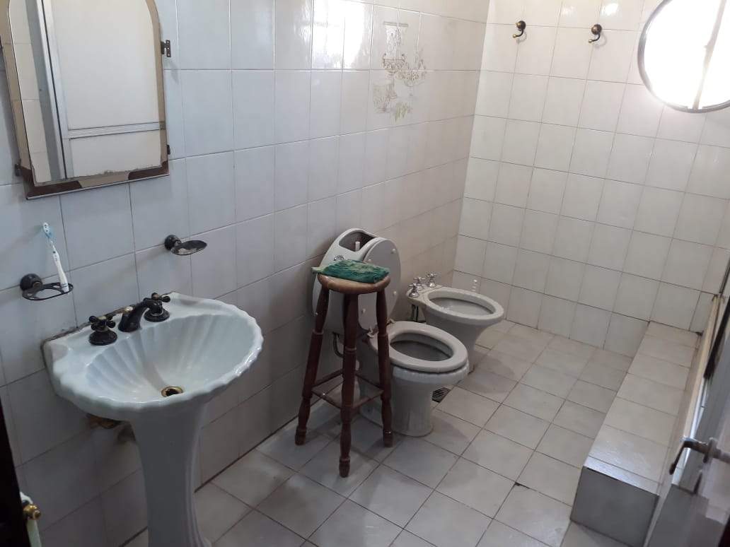 VENTA CASA  3 DORMITORIOS BARRIO CENTENARIO ZONA ORFEO