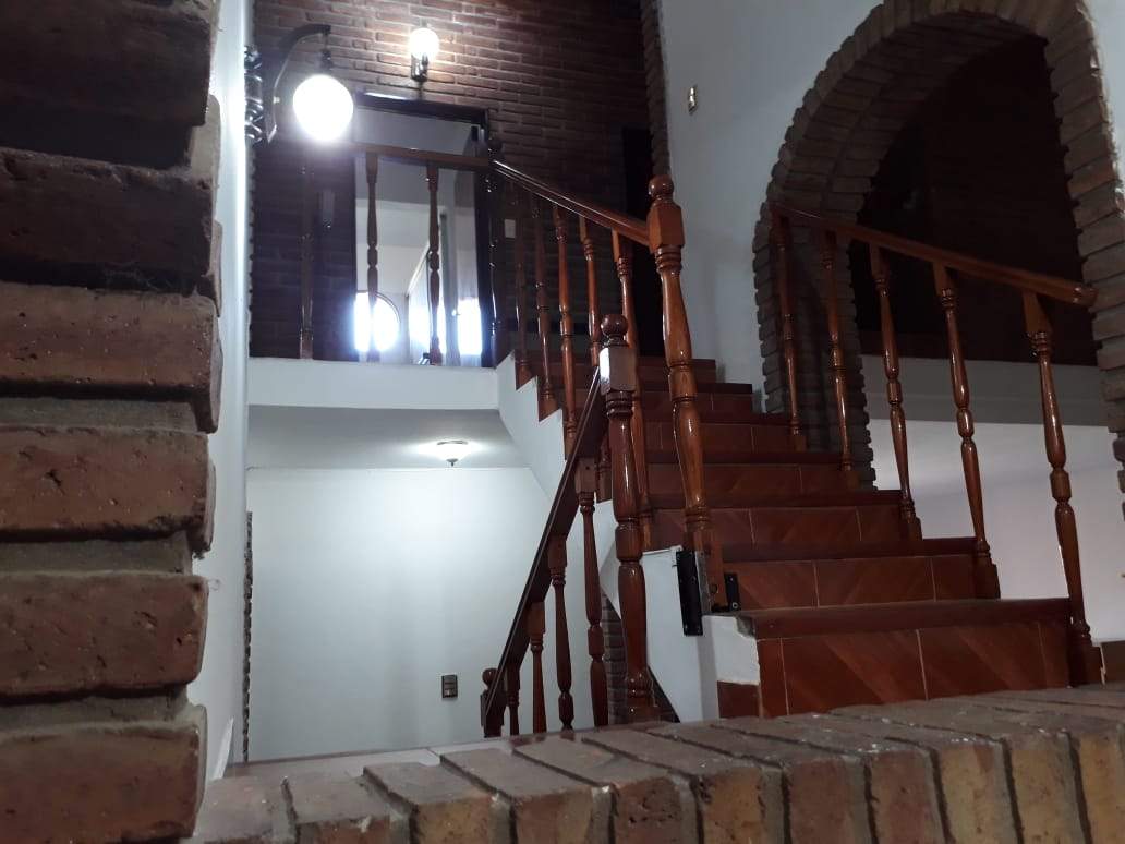 VENTA CASA  3 DORMITORIOS BARRIO CENTENARIO ZONA ORFEO
