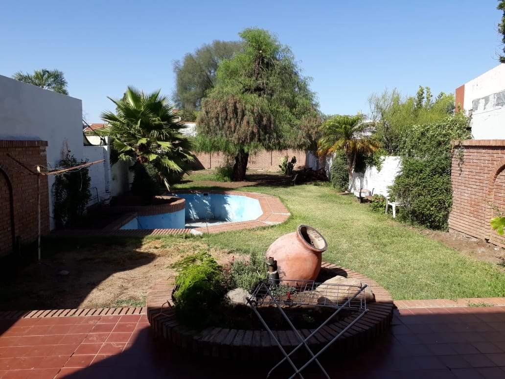 VENTA CASA  3 DORMITORIOS BARRIO CENTENARIO ZONA ORFEO