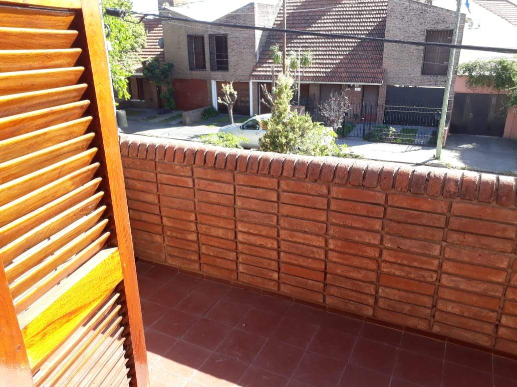 VENTA CASA  3 DORMITORIOS BARRIO CENTENARIO ZONA ORFEO