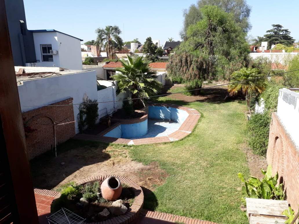 VENTA CASA  3 DORMITORIOS BARRIO CENTENARIO ZONA ORFEO