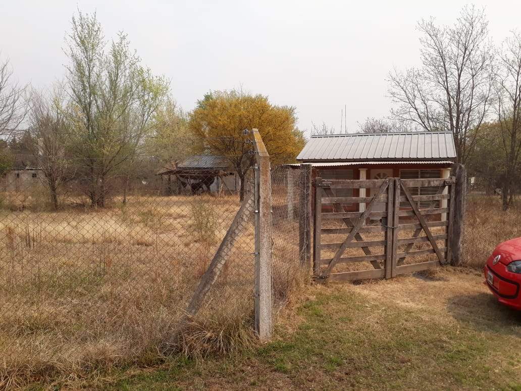 VENTA COMPLEJO DE 1781M2 EN COMUNA SAN ROQUE A DOS CUADRAS DEL LAGO