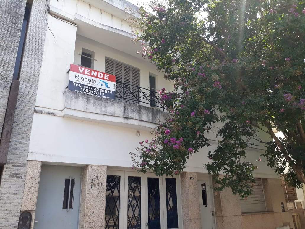 VENTA CASA 3 DOR BARRIO PUEYRREDON