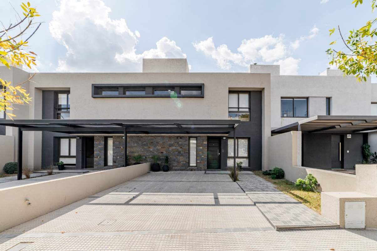 Duplex en VENTA en Bº greenville 2. 3 dorm