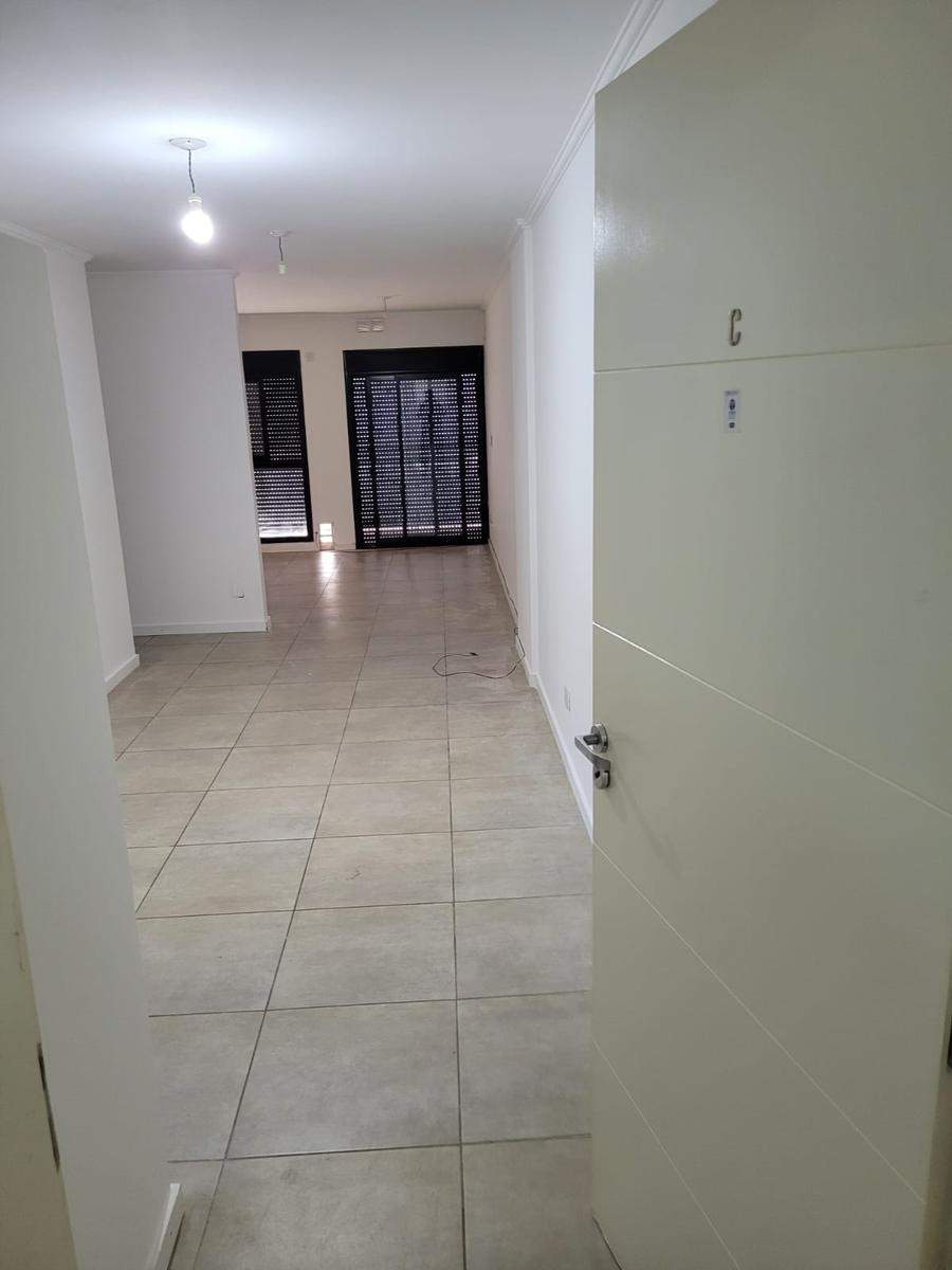 DEPARTAMENTO A LA VENTA EN GUEMES