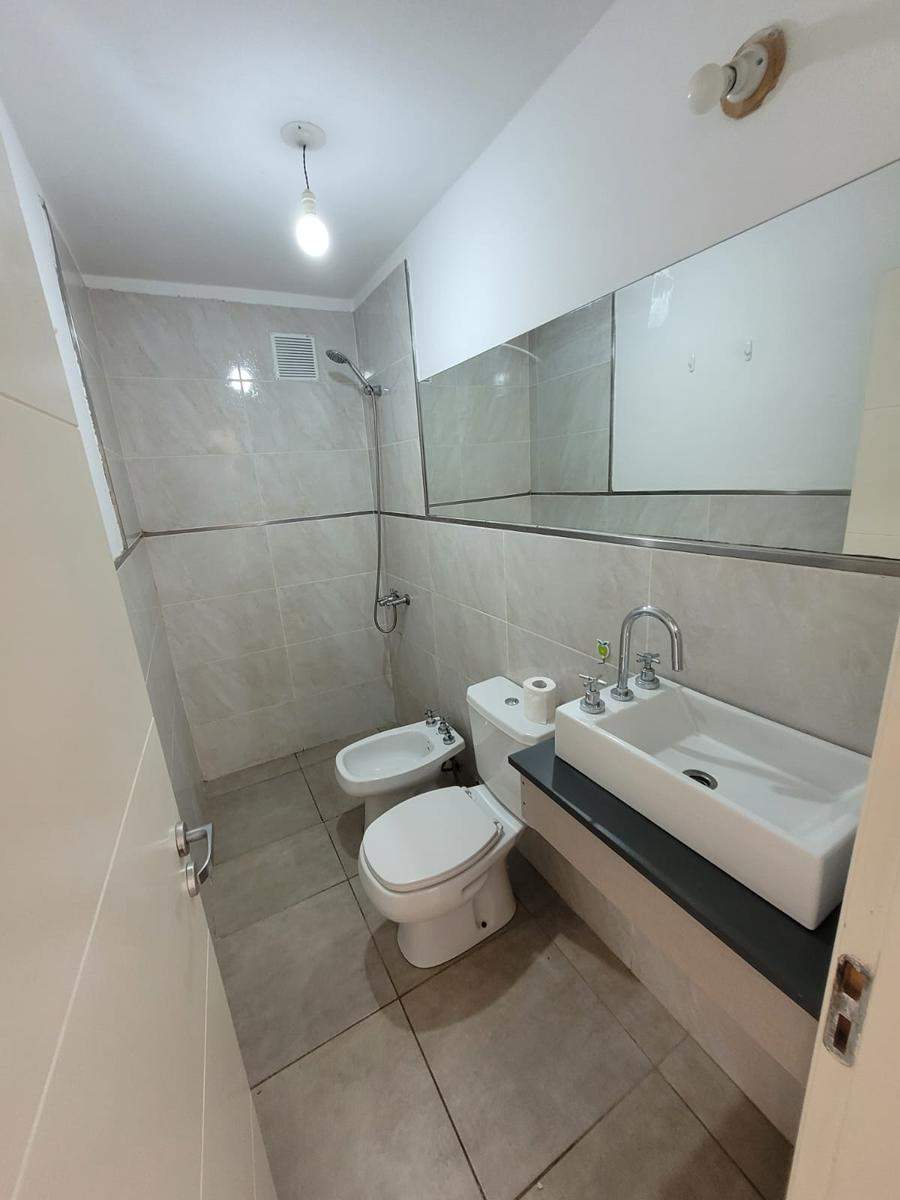 DEPARTAMENTO A LA VENTA EN GUEMES