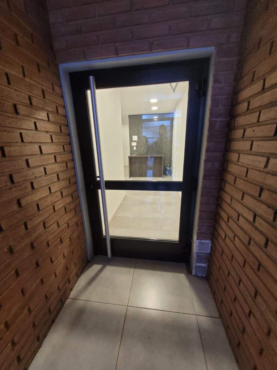 DEPARTAMENTO A LA VENTA EN GUEMES