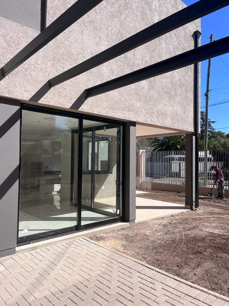 CASA EN VENTA -Housing Jardin Rivera-