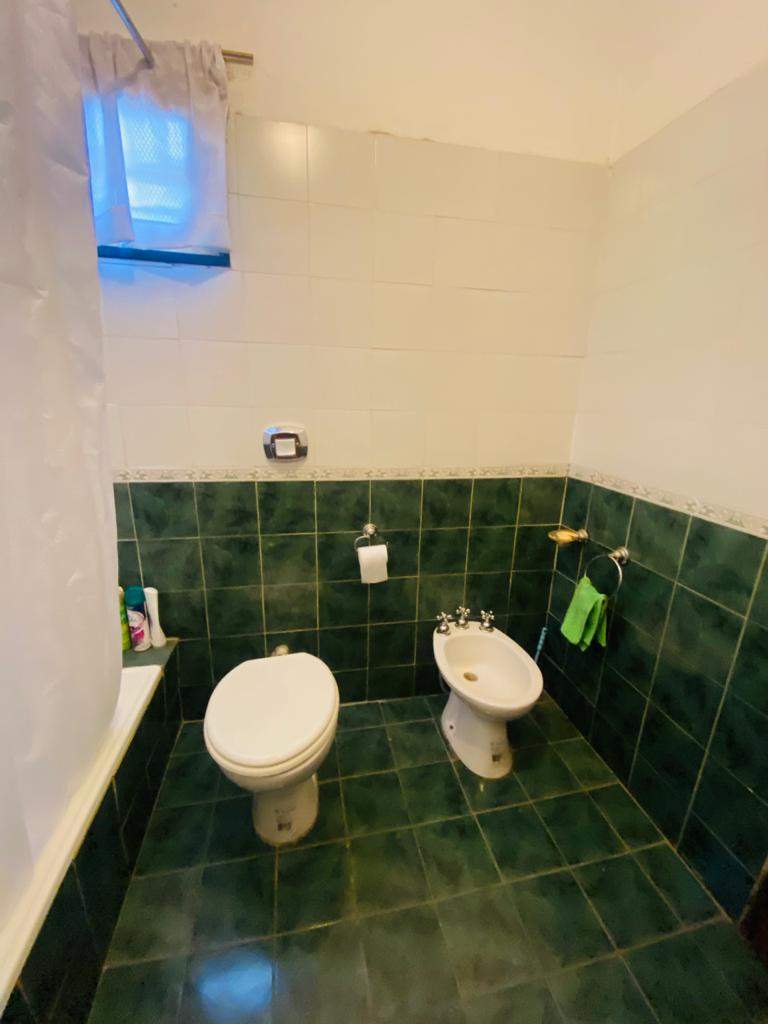 Dos Casas en Una en B° Alto Alberdi con Pileta y Quincho. Exc Zona