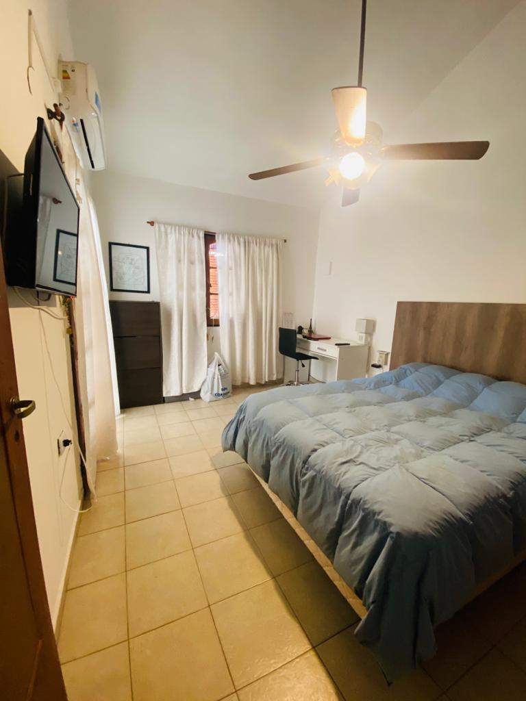 Dos Casas en Una en B° Alto Alberdi con Pileta y Quincho. Exc Zona