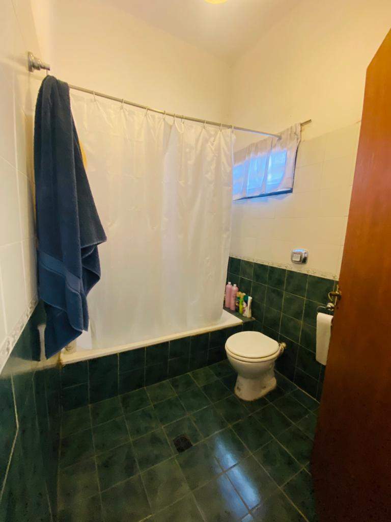 Dos Casas en Una en B° Alto Alberdi con Pileta y Quincho. Exc Zona