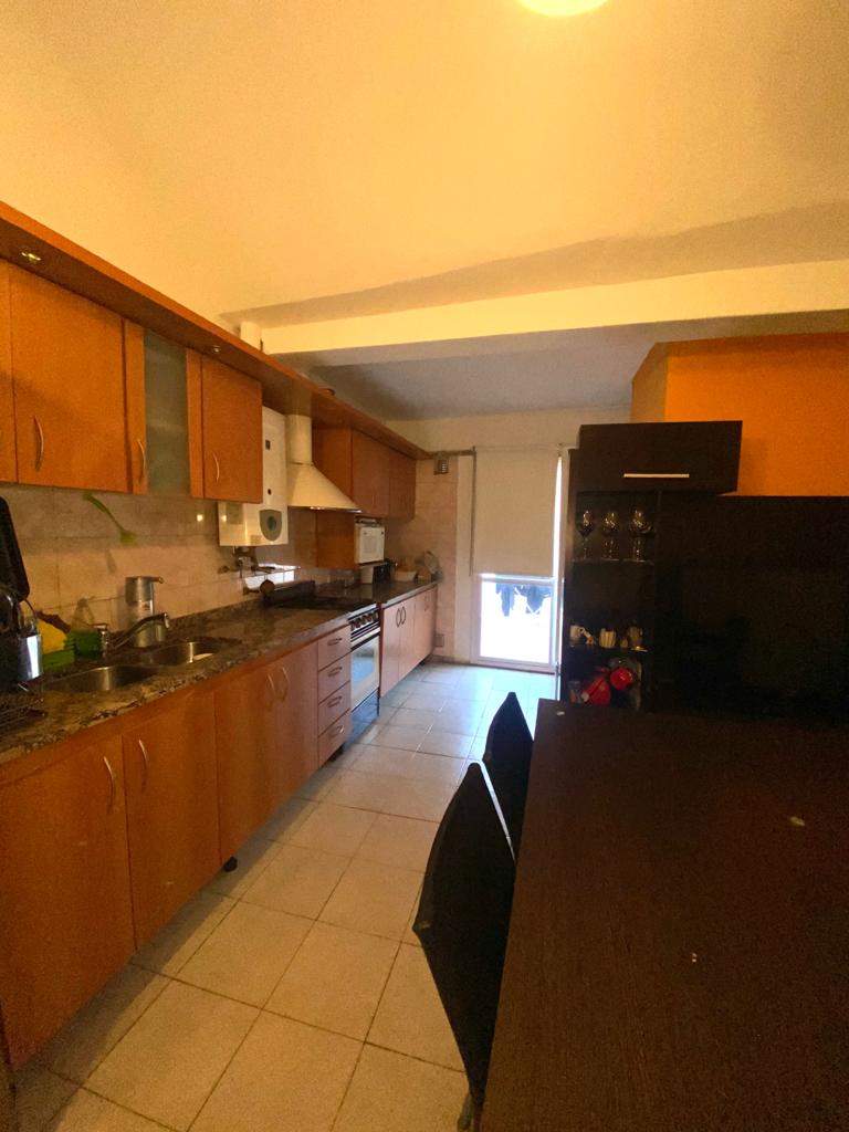 Dos Casas en Una en B° Alto Alberdi con Pileta y Quincho. Exc Zona