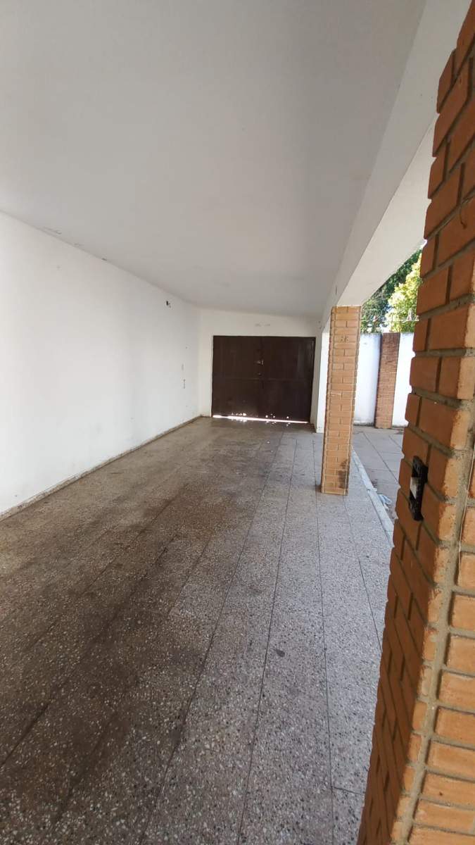 VENTA CASA 2 DORMITORIOS MAS LOCAL COMERCIAL BARRIO ALTAMIRA