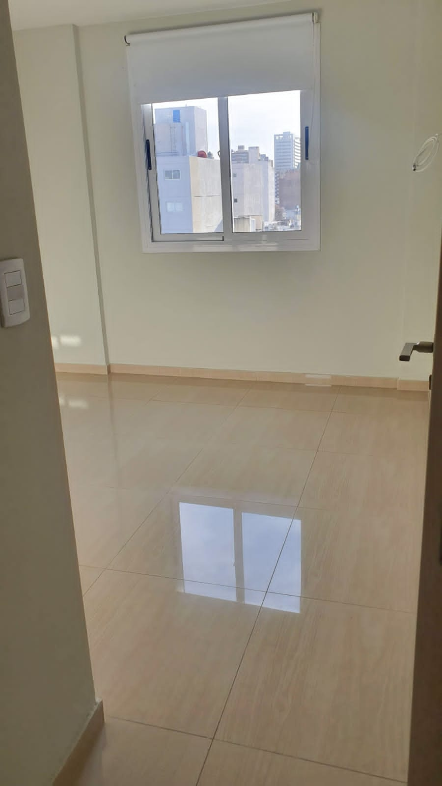 Vendo departamento 1D con cochera propia, Alta Córdoba, amenities, seguridad.