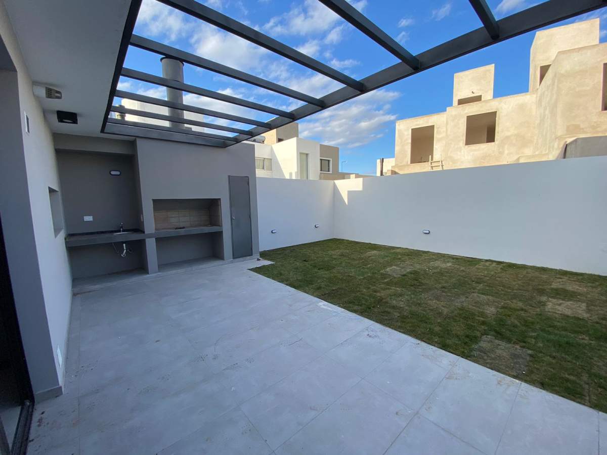 IMPECABLE DUPLEX LOMAS DE MANANTIALES