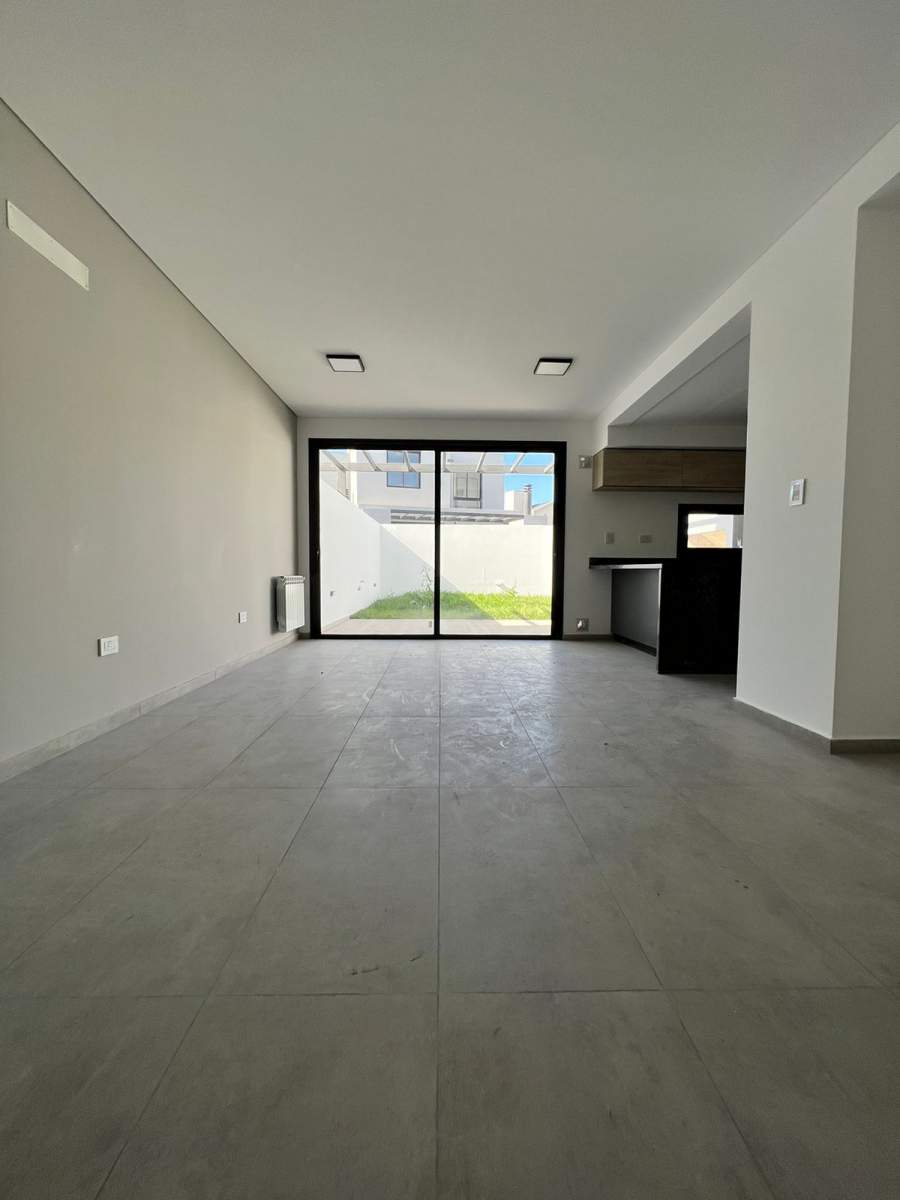 IMPECABLE DUPLEX LOMAS DE MANANTIALES