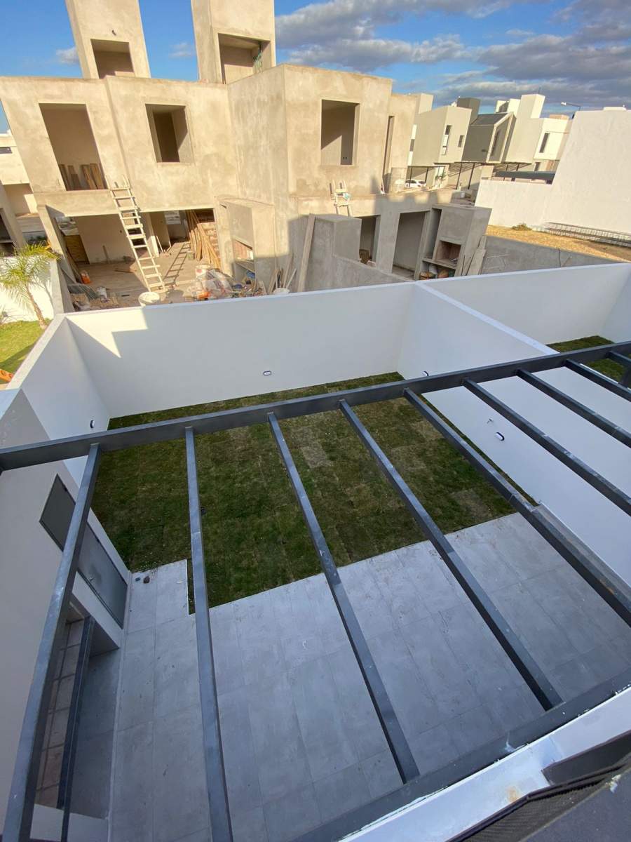 IMPECABLE DUPLEX LOMAS DE MANANTIALES