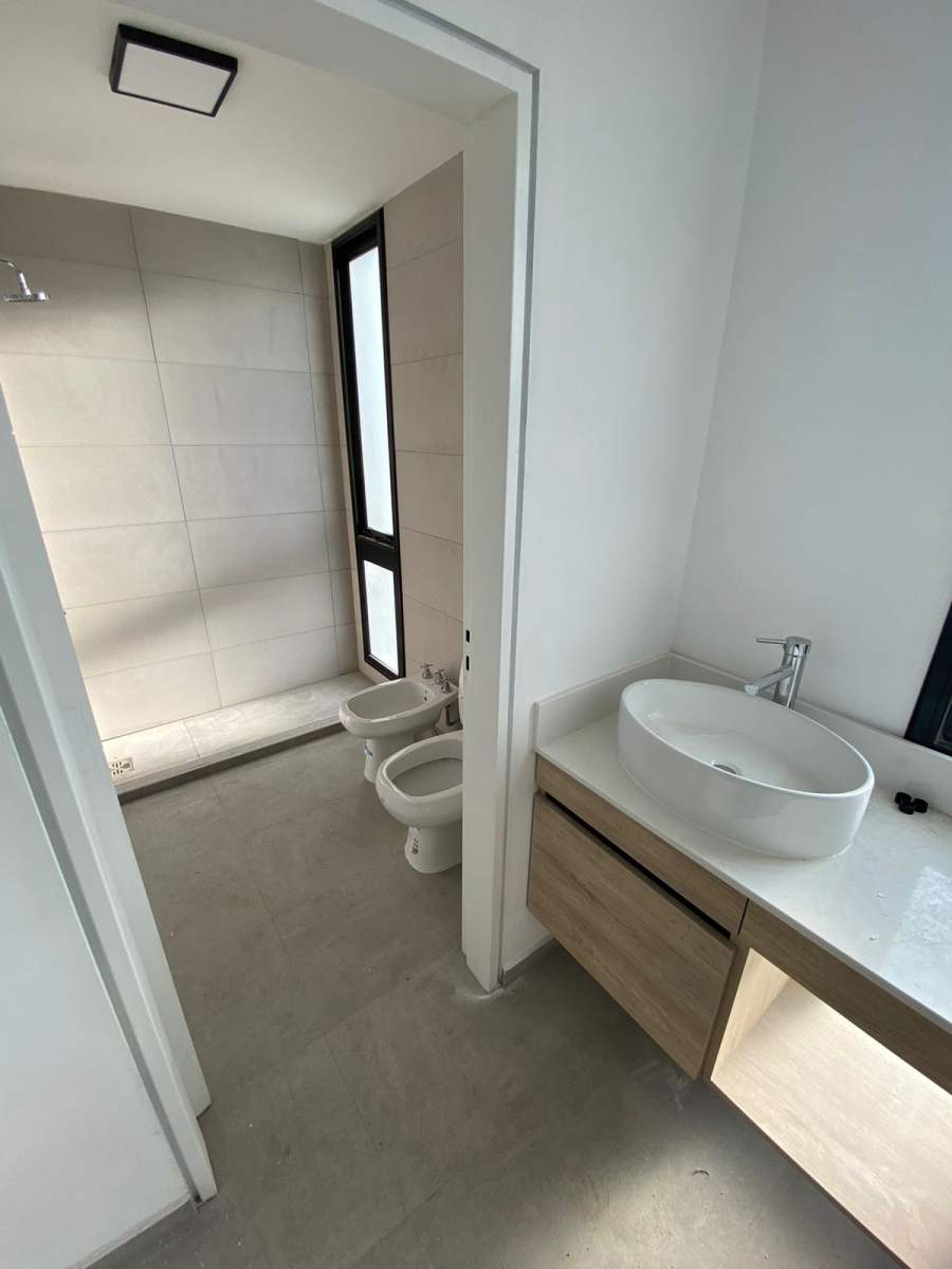 IMPECABLE DUPLEX LOMAS DE MANANTIALES