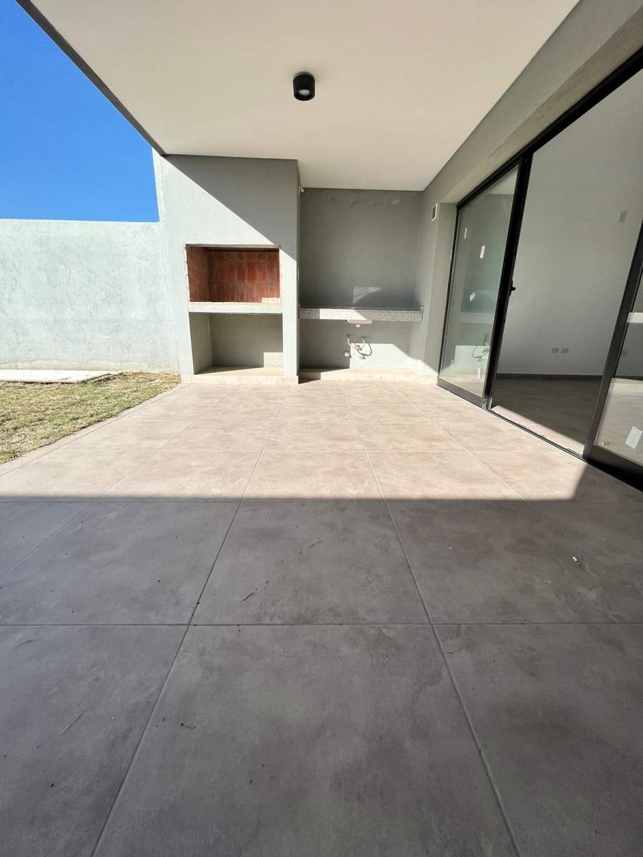 EXCELENTE DUPLEX PRADOS DE MANANTIALES