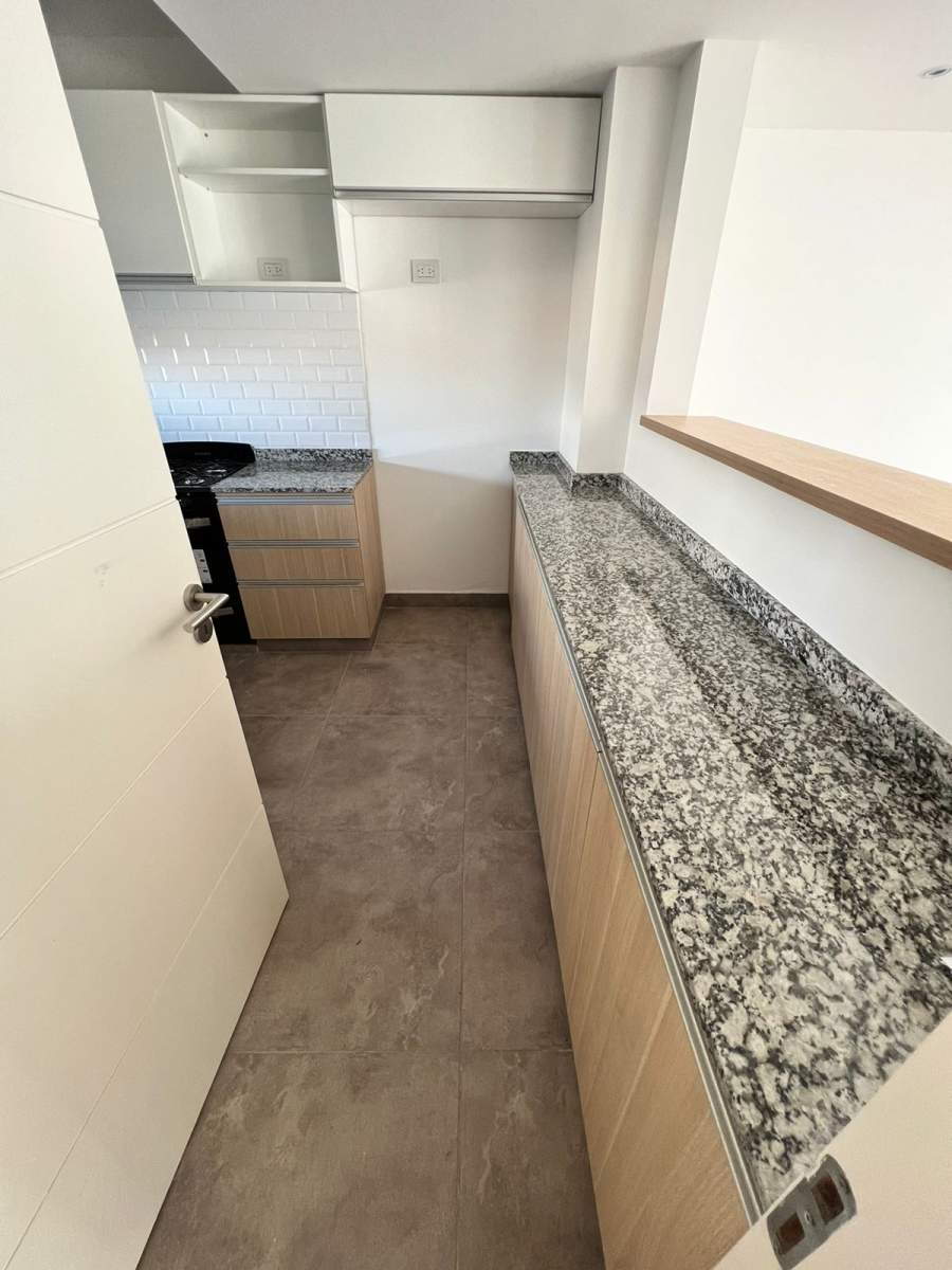 EXCELENTE DUPLEX PRADOS DE MANANTIALES