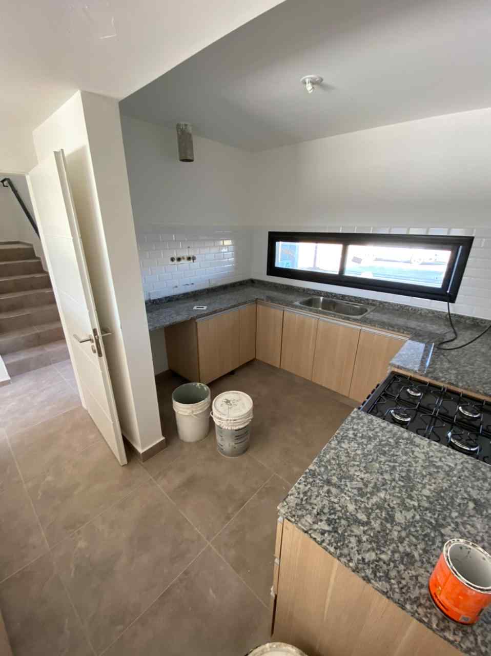 EXCELENTE DUPLEX PRADOS DE MANANTIALES