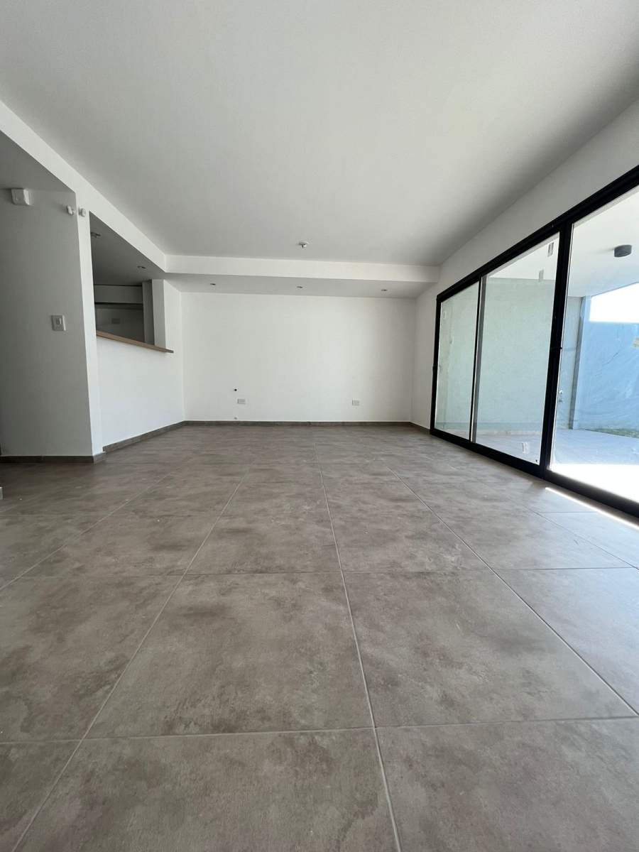 EXCELENTE DUPLEX PRADOS DE MANANTIALES