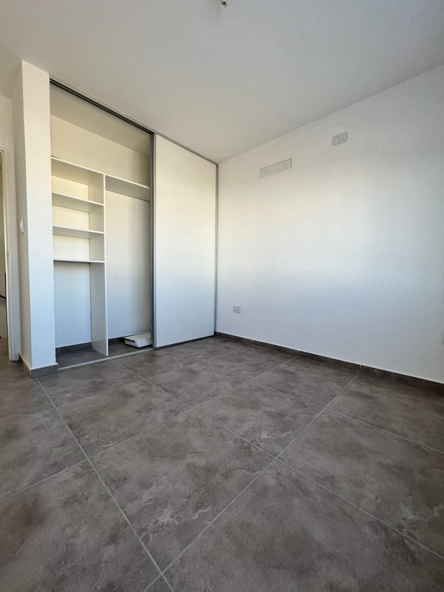 EXCELENTE DUPLEX PRADOS DE MANANTIALES