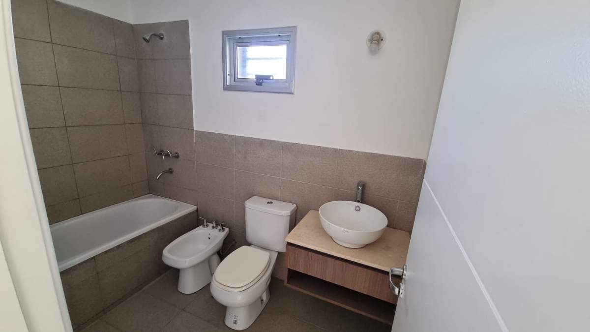 Housing V. R. Indarte 3 dormt.