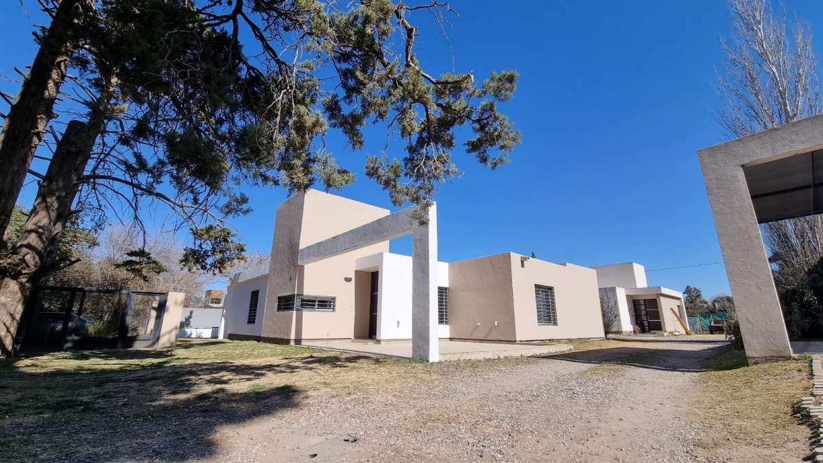 Housing V. R. Indarte 3 dormt.