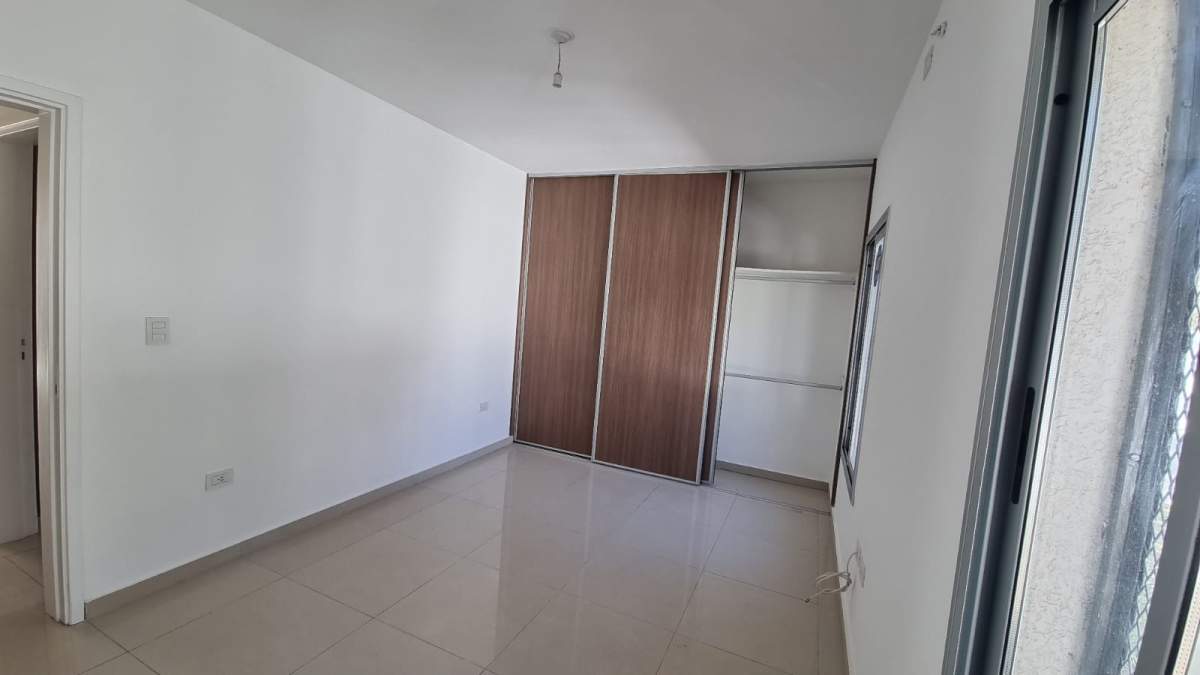 Housing V. R. Indarte 3 dormt.