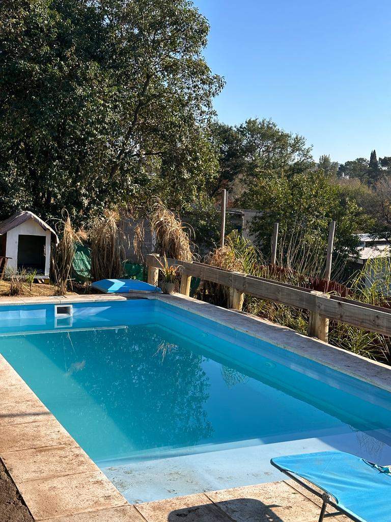 CASA EN VENTA- MENDIOLAZA- B° LOS CIGARRALES